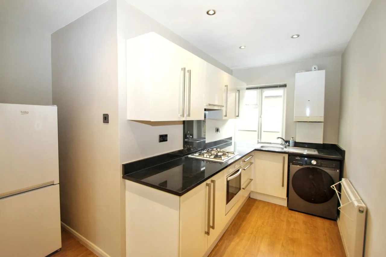New Wanstead, Highstone Court New Wanstead, E11, photo 5
