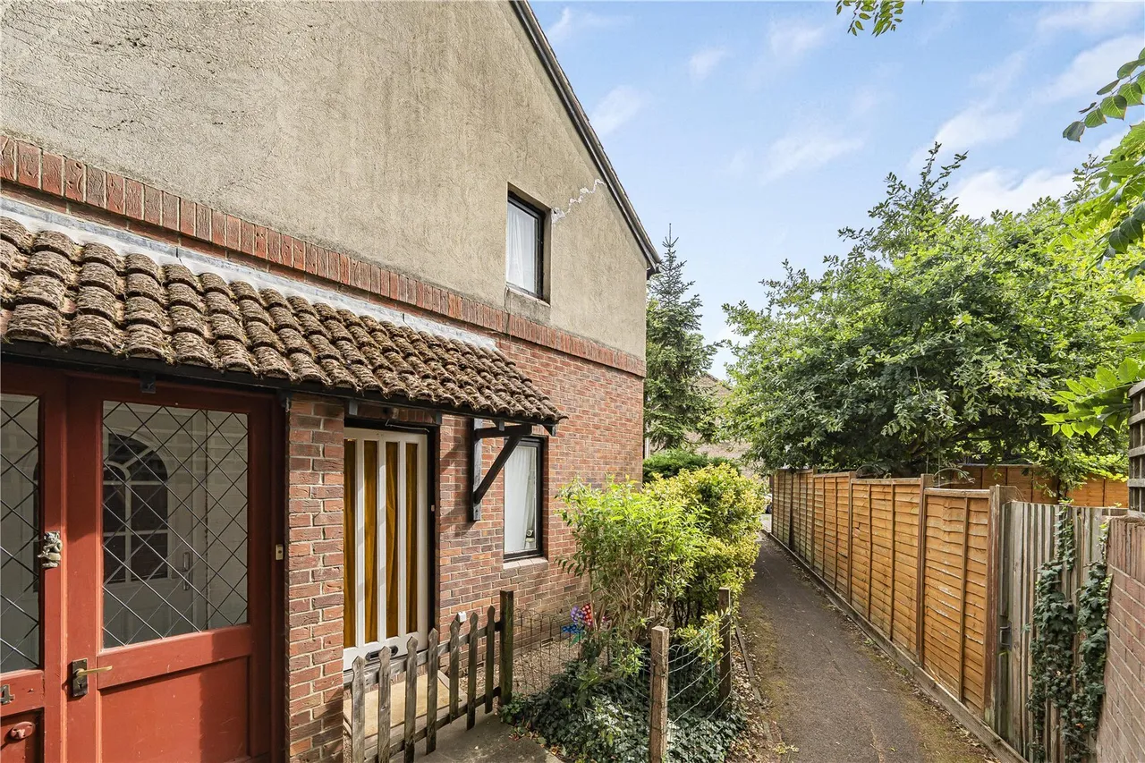 New Garden Drive, West Drayton, UB7, photo 10