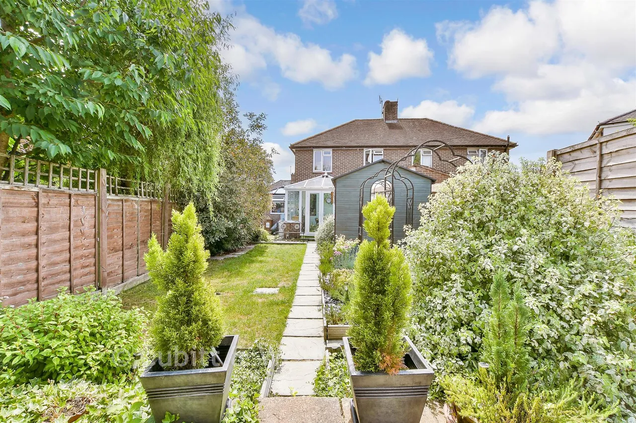 Stuart Road, Reigate, RH2, photo 6