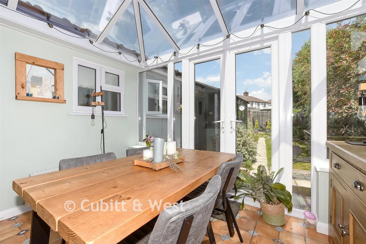 Stuart Road, Reigate, RH2, photo 5