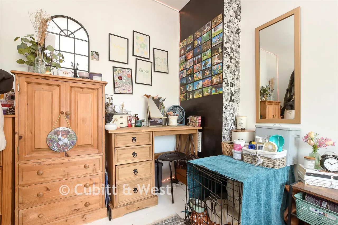 Stuart Road, Reigate, RH2, photo 19