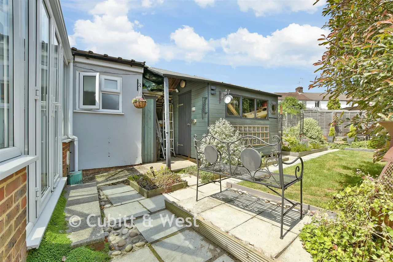 Stuart Road, Reigate, RH2, photo 16