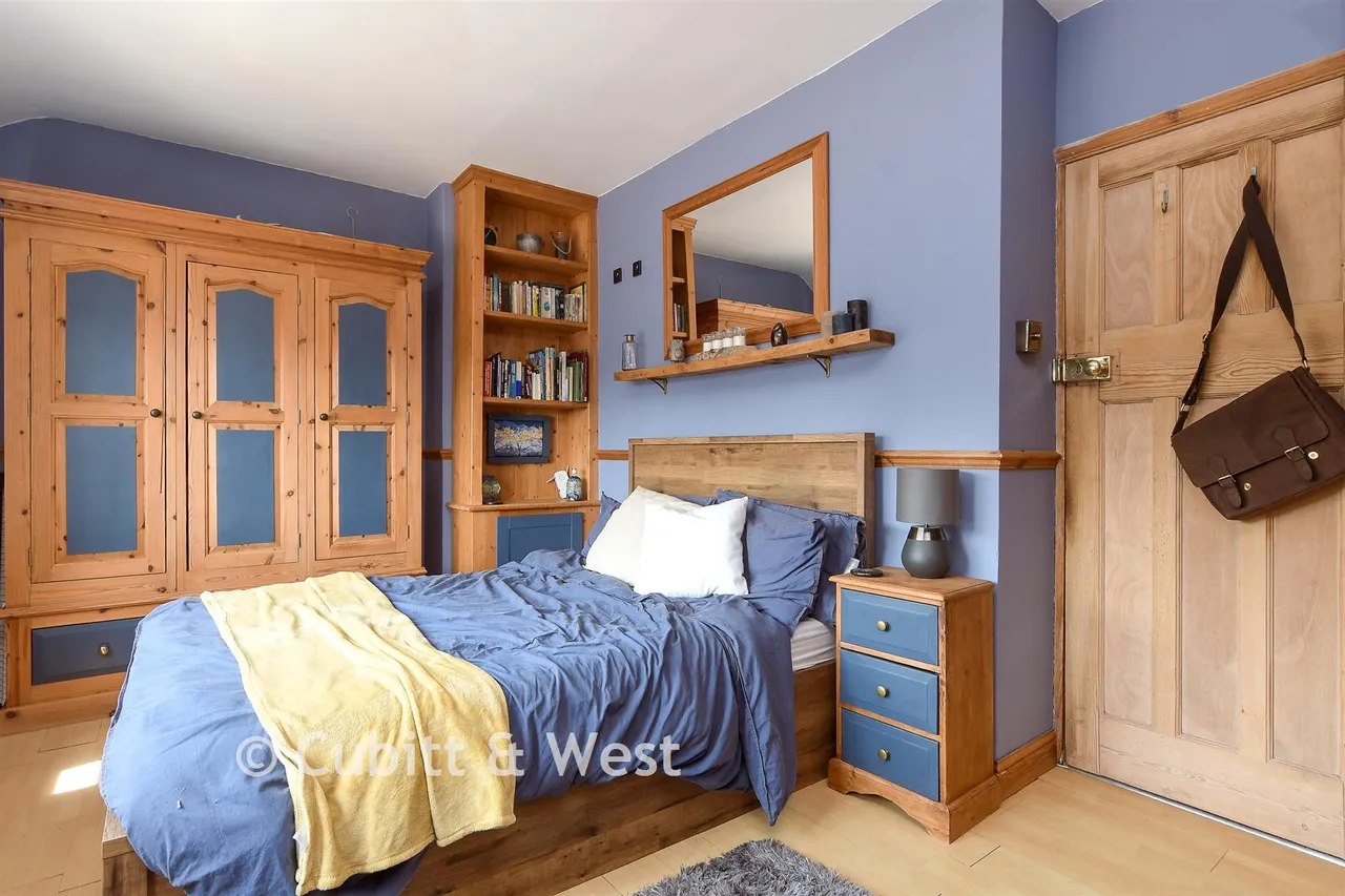 Stuart Road, Reigate, RH2, photo 7
