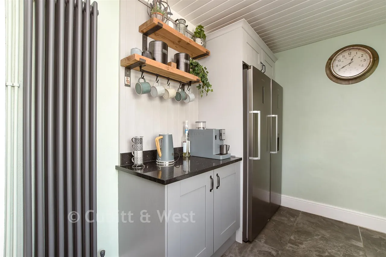 Stuart Road, Reigate, RH2, photo 14
