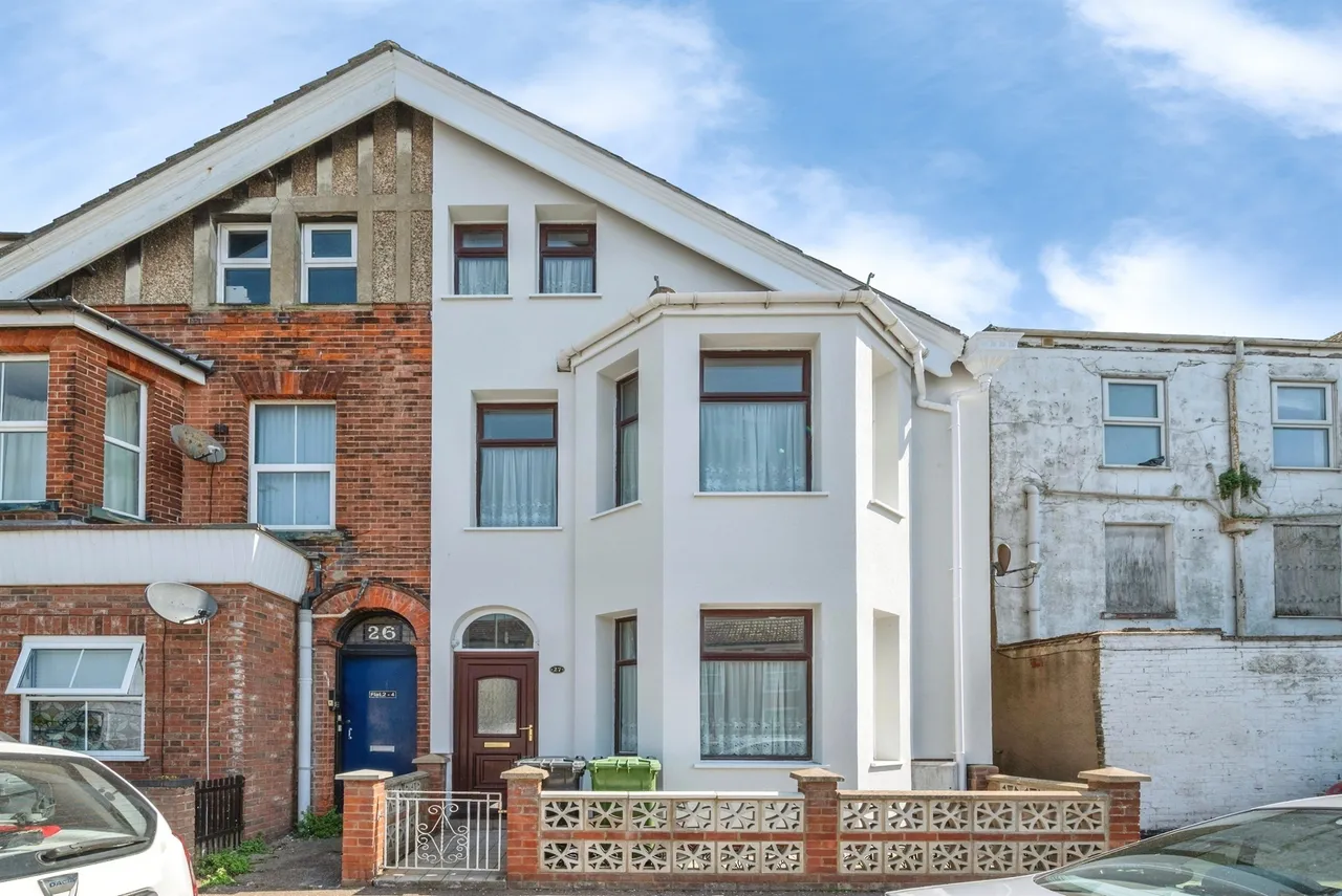 5 bed house for sale — St. Georges Road, Great Yarmouth