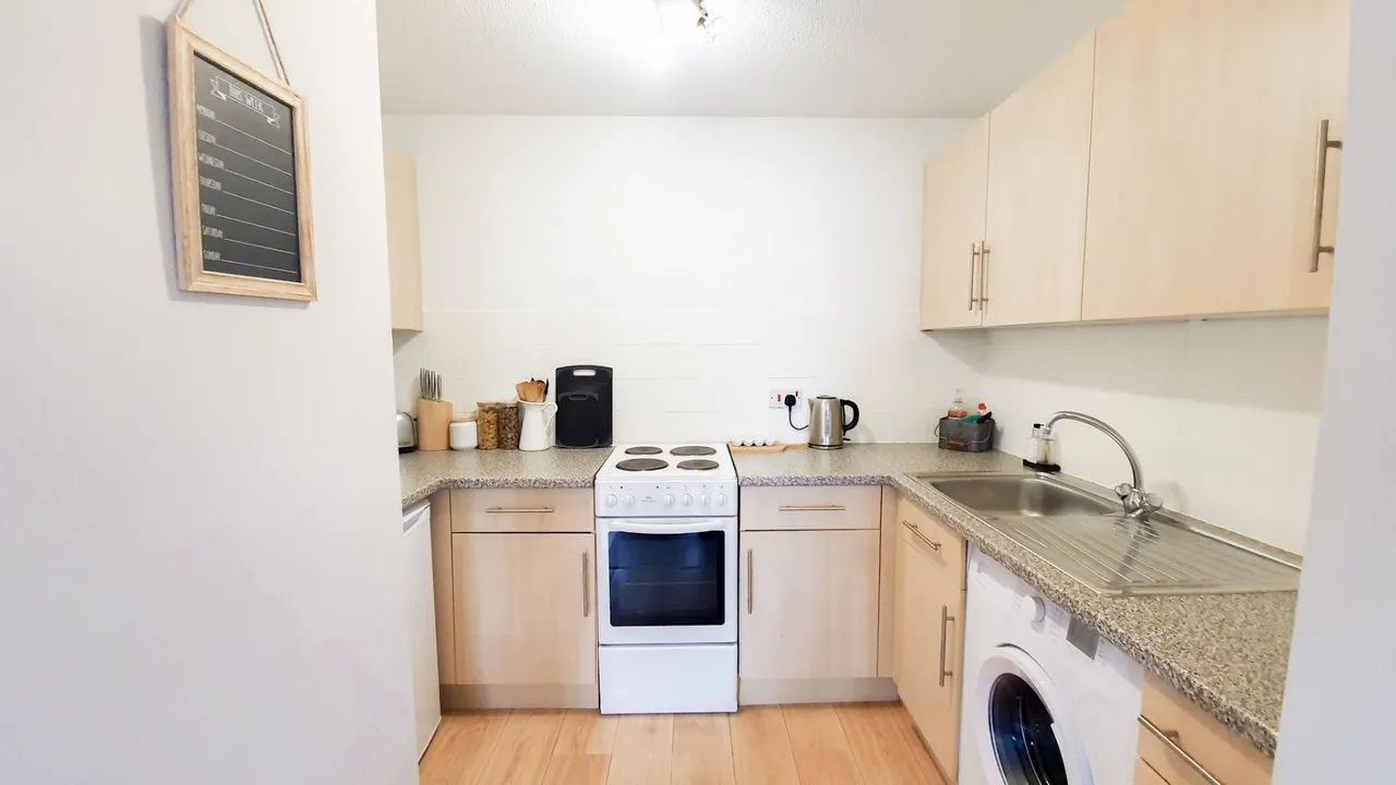 London Road, Sawbridgeworth, CM21, photo 4
