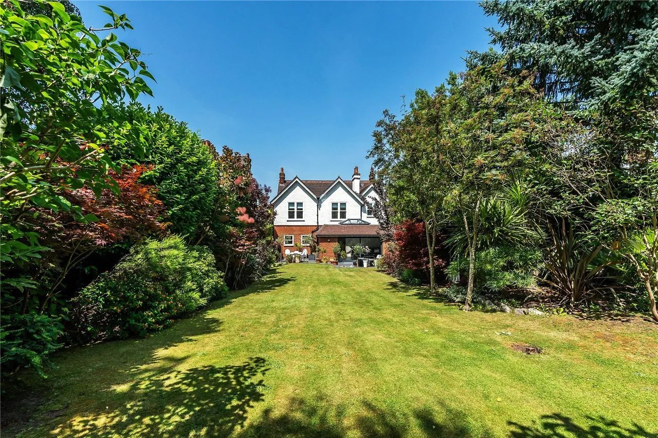 Chart Lane, Reigate, RH2, photo 27