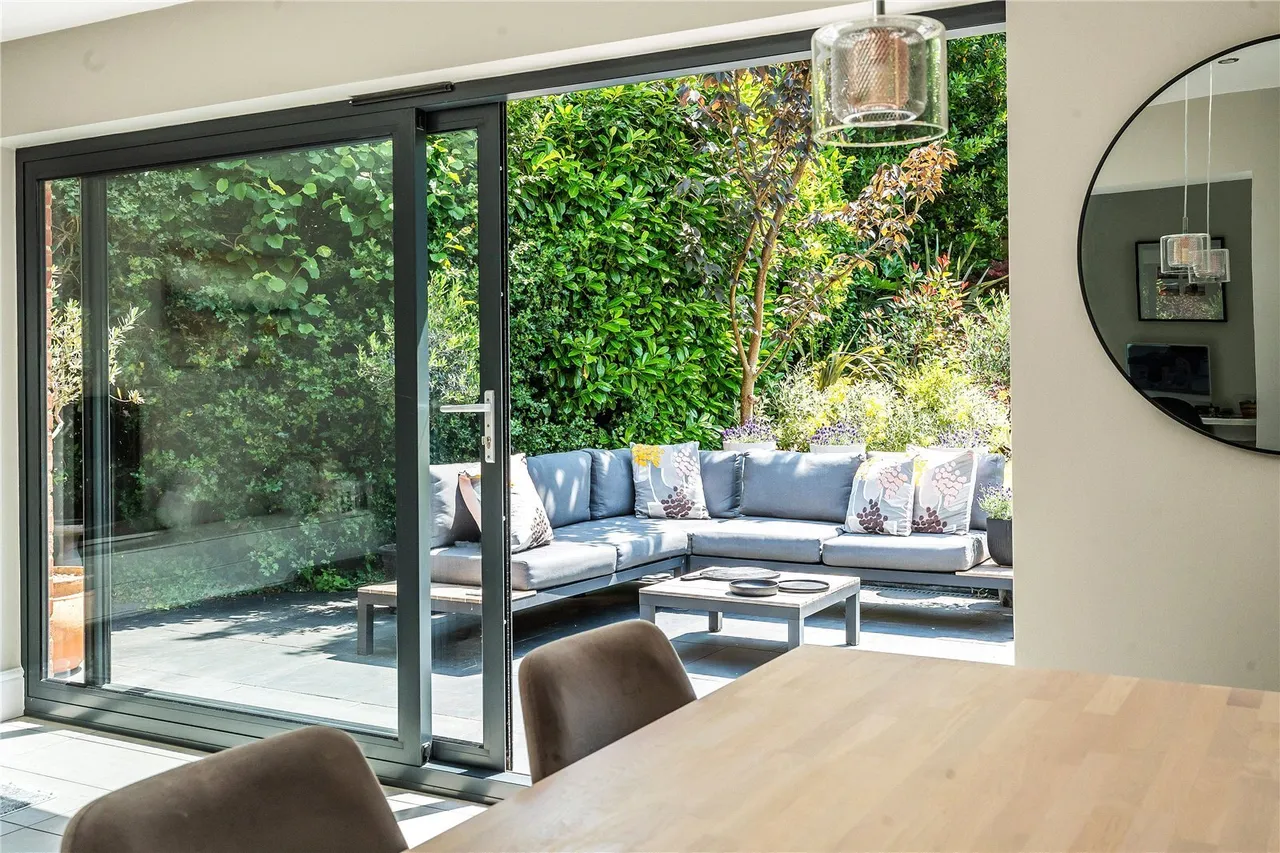 Chart Lane, Reigate, RH2, photo 11