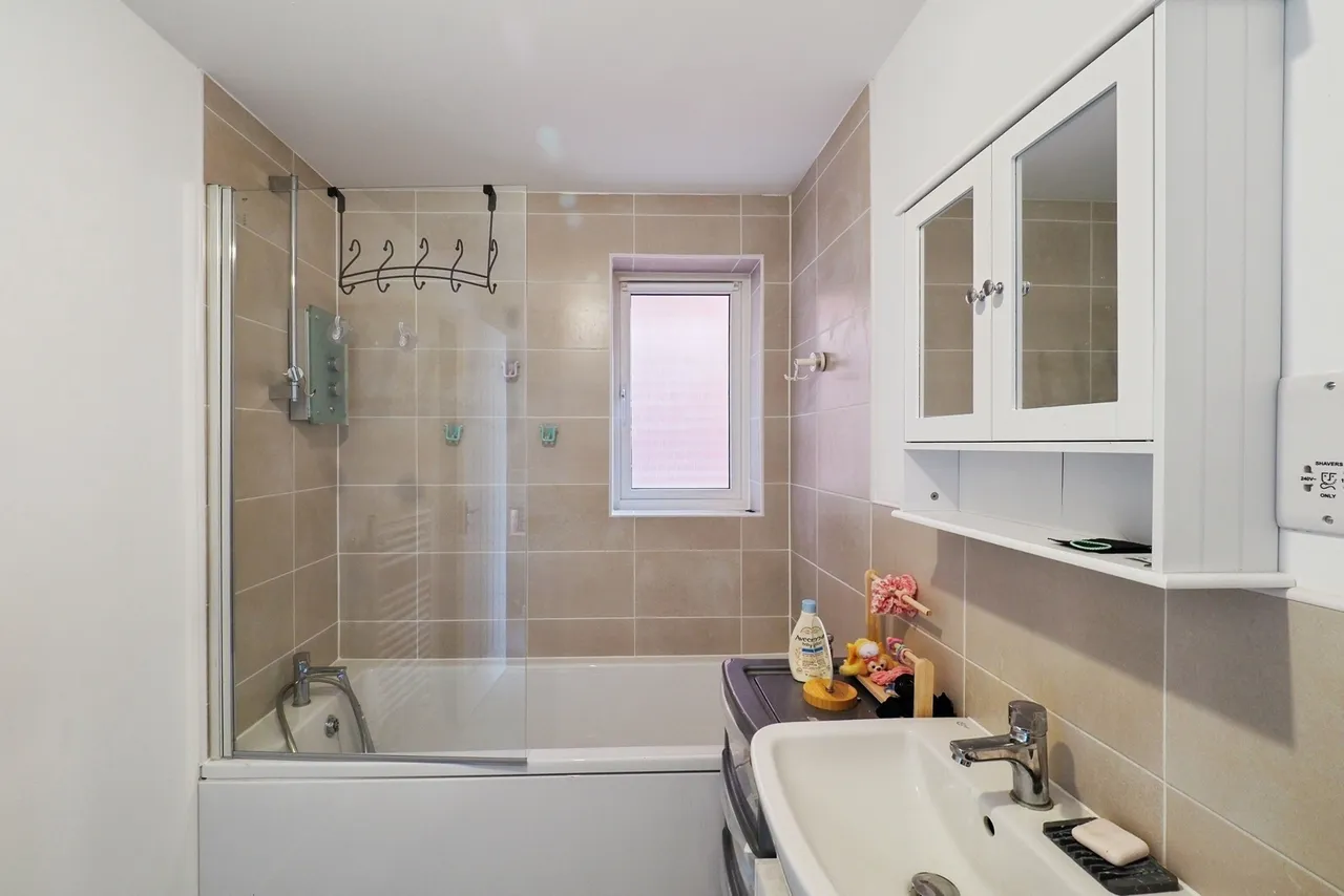 Coot Way, Nottingham, NG14, photo 15