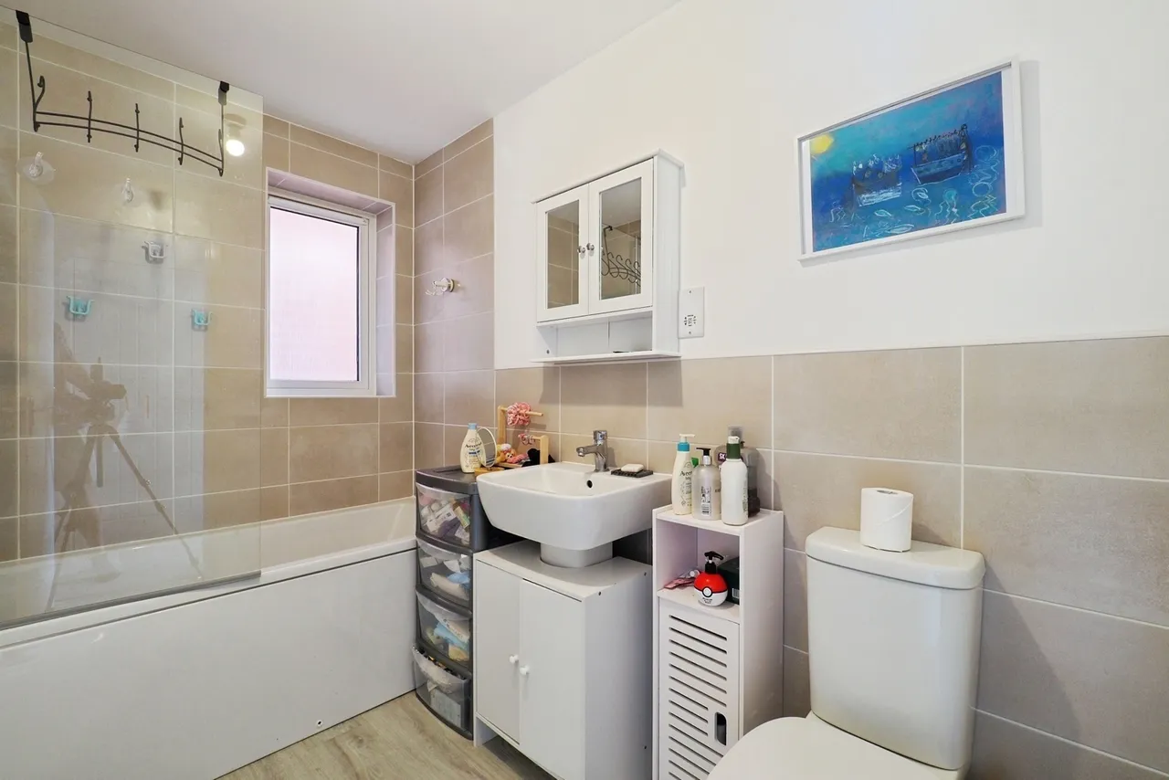 Coot Way, Nottingham, NG14, photo 14