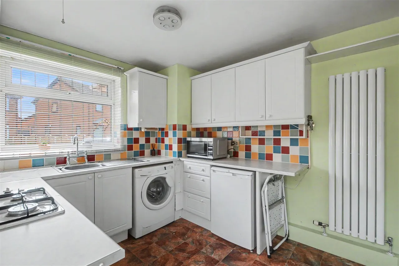 Copseside Close, Long Eaton, NG10, photo 3