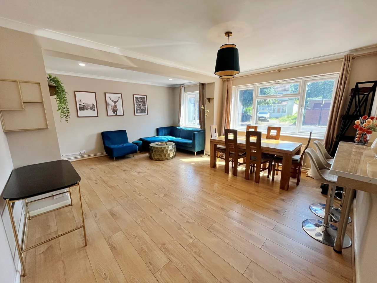 Portland Crescent, Greenford, UB6, photo 2