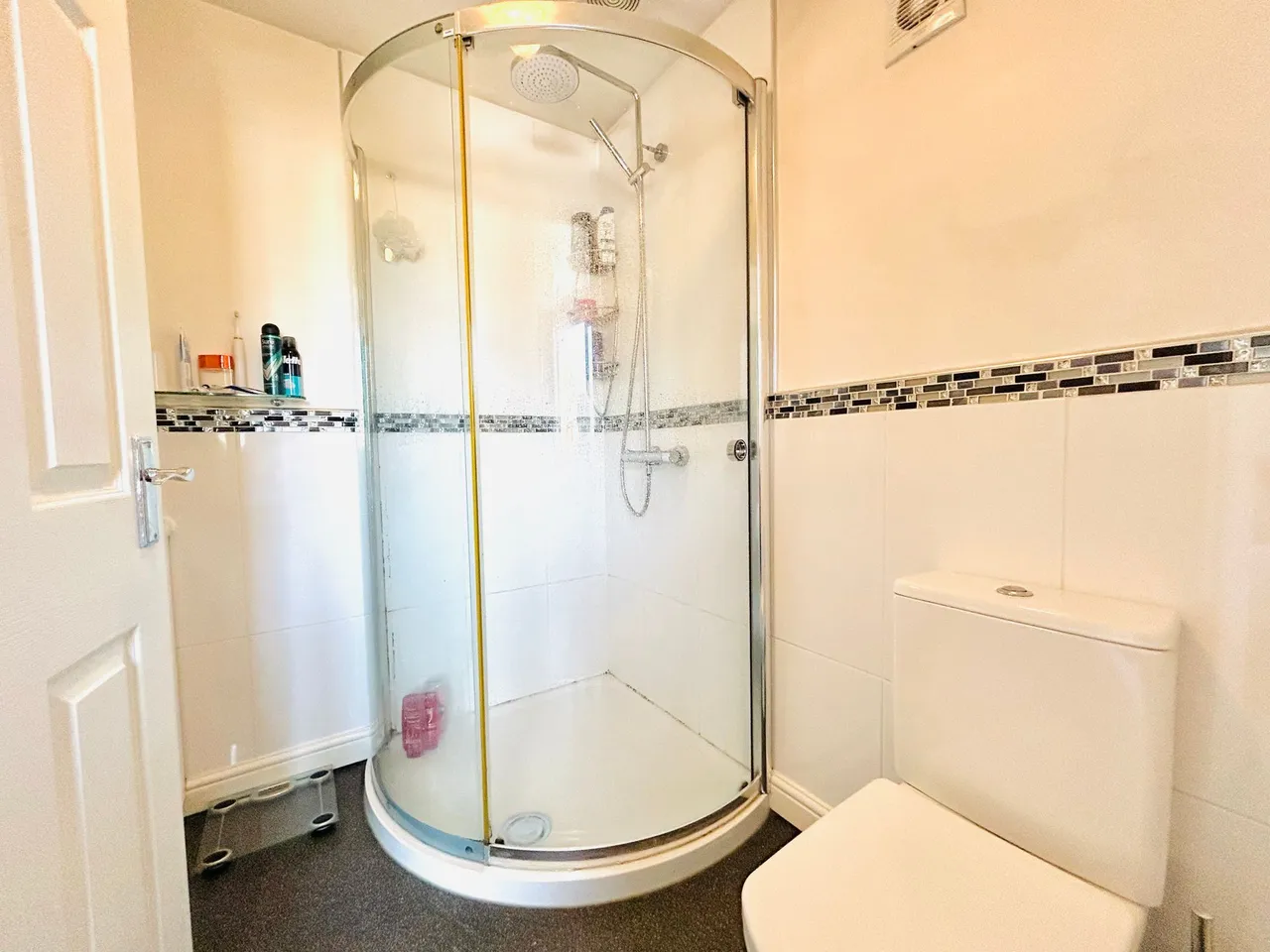 Springfield Avenue, Lymm, photo 12