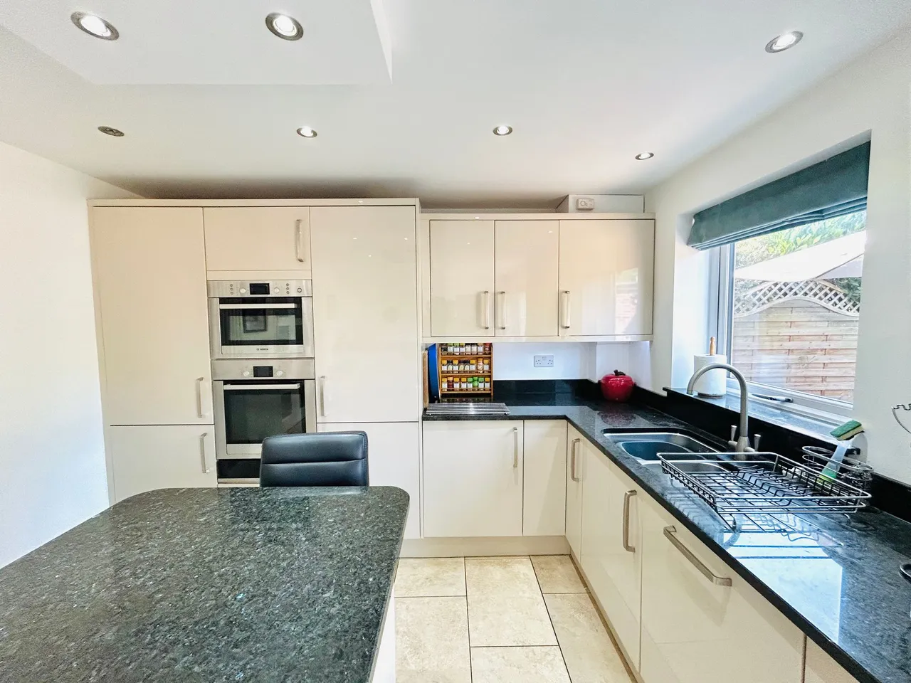 Springfield Avenue, Lymm, photo 7