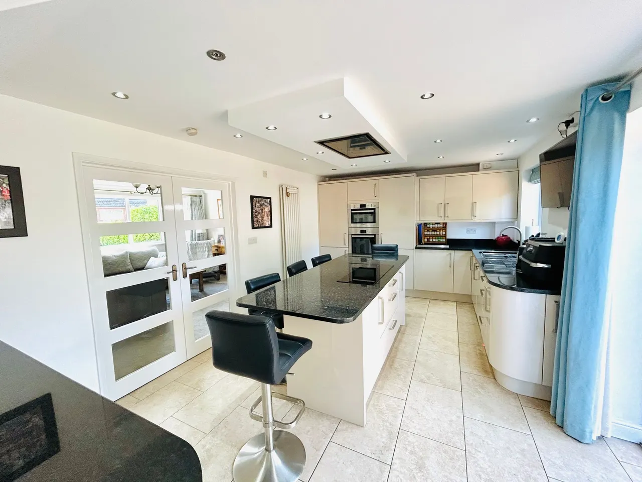 Springfield Avenue, Lymm, photo 2
