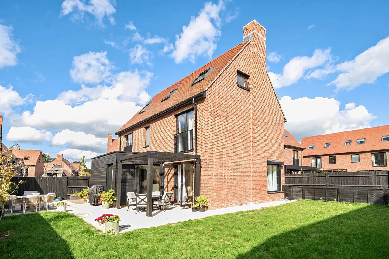 Barons Drive, Cranleigh, GU6, photo 21