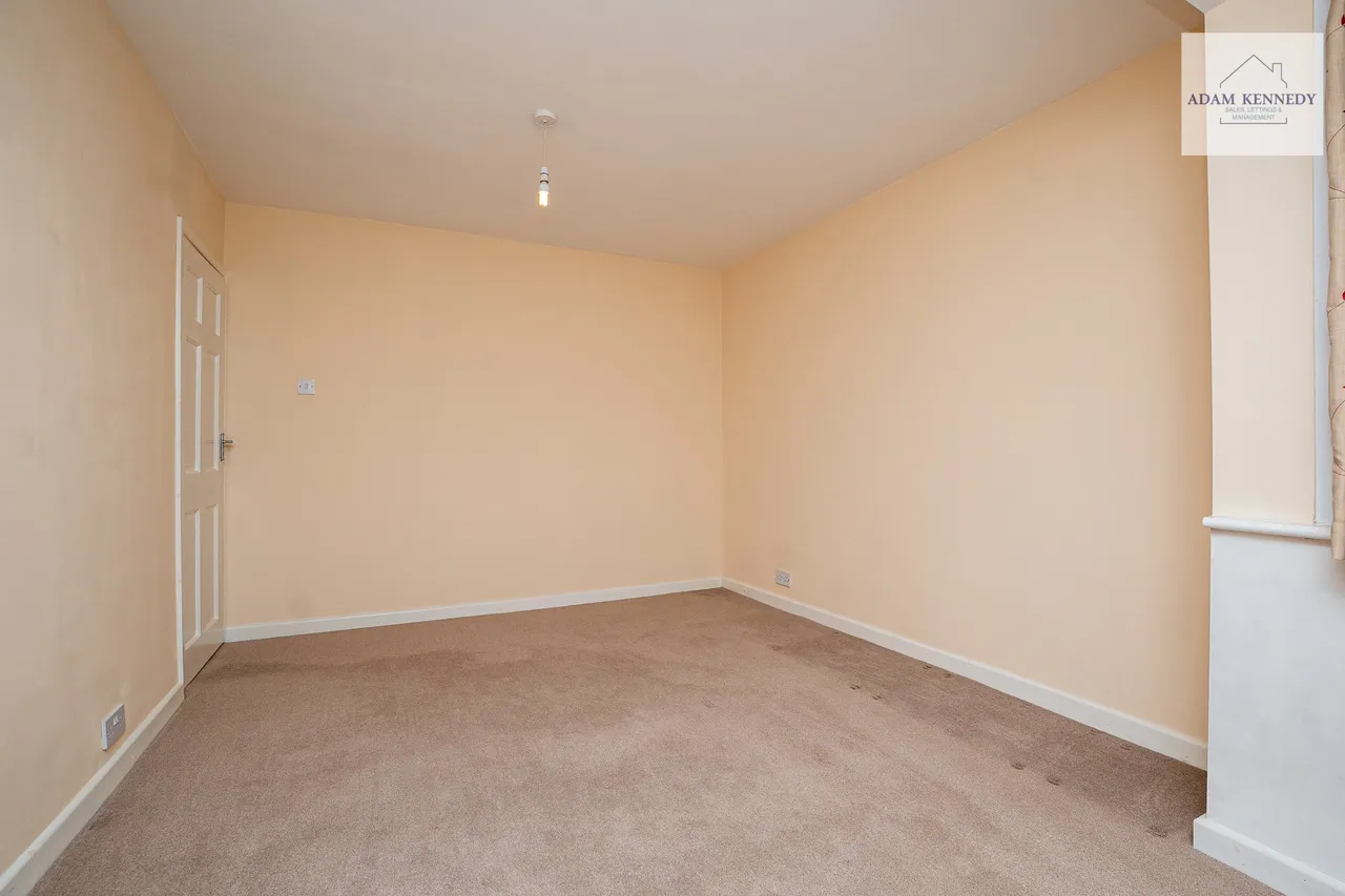 5 Salmons Road, London, N9 7JT, photo 29