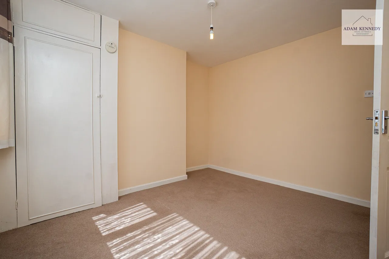 5 Salmons Road, London, N9 7JT, photo 21
