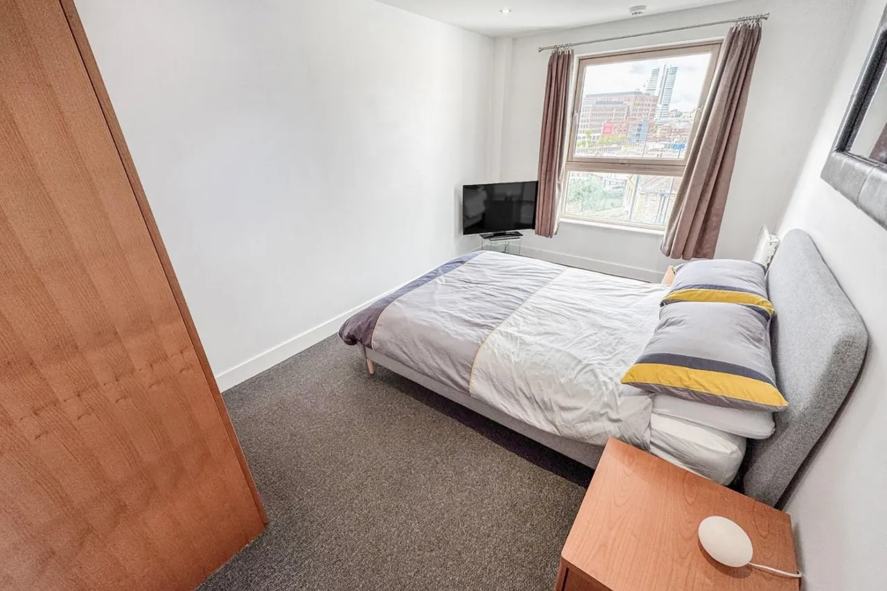 Armouries Way, Leeds, LS10, photo 6