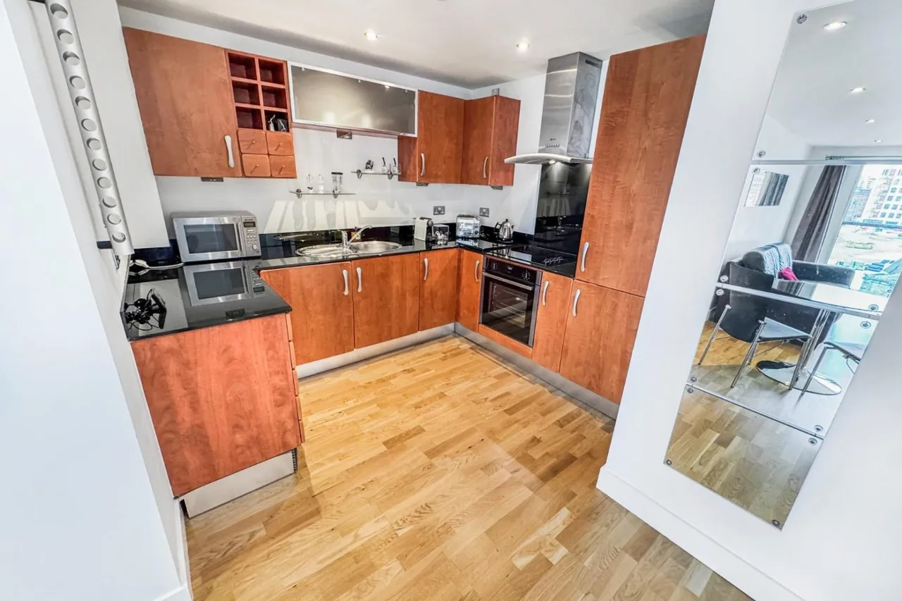 Armouries Way, Leeds, LS10, photo 3