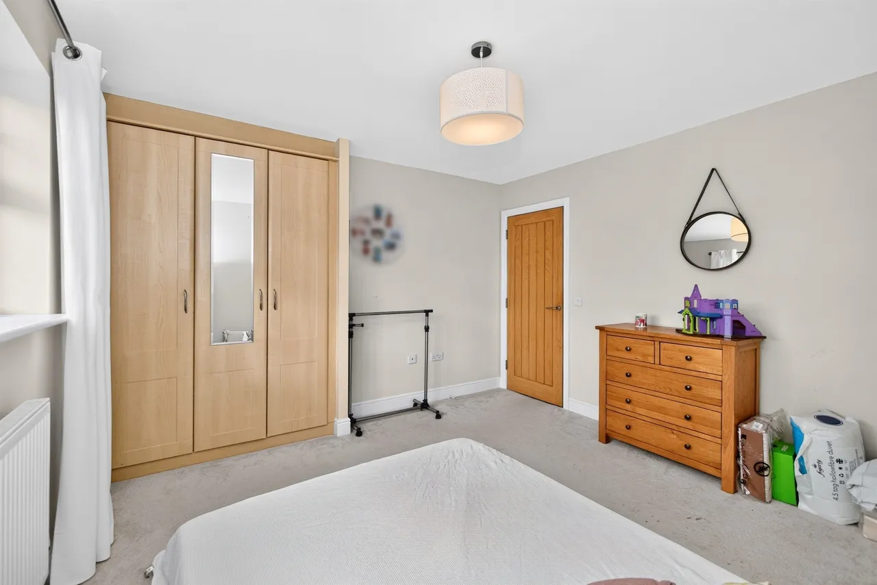 Clos Ysgallen Cardiff, CF15, photo 11