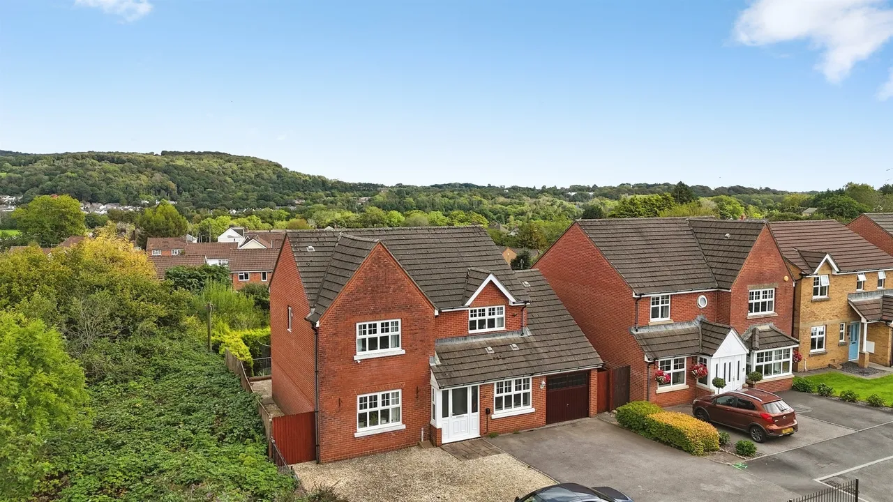 Clos Ysgallen Cardiff, CF15, photo 20