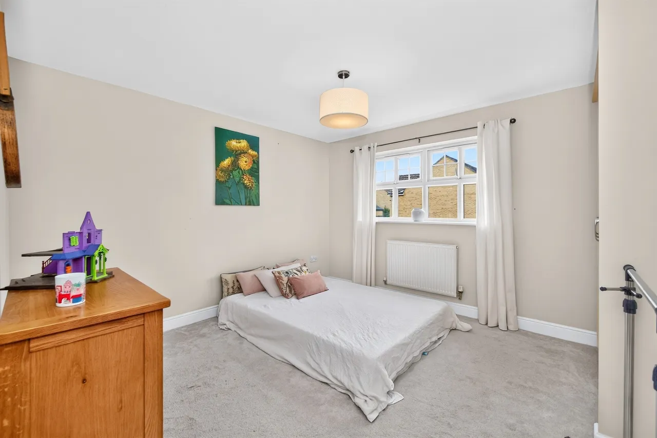 Clos Ysgallen Cardiff, CF15, photo 9