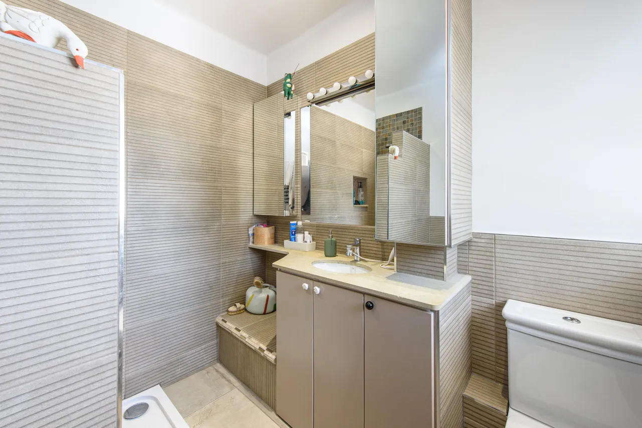 113 Woodstock Avenue, London, photo 11