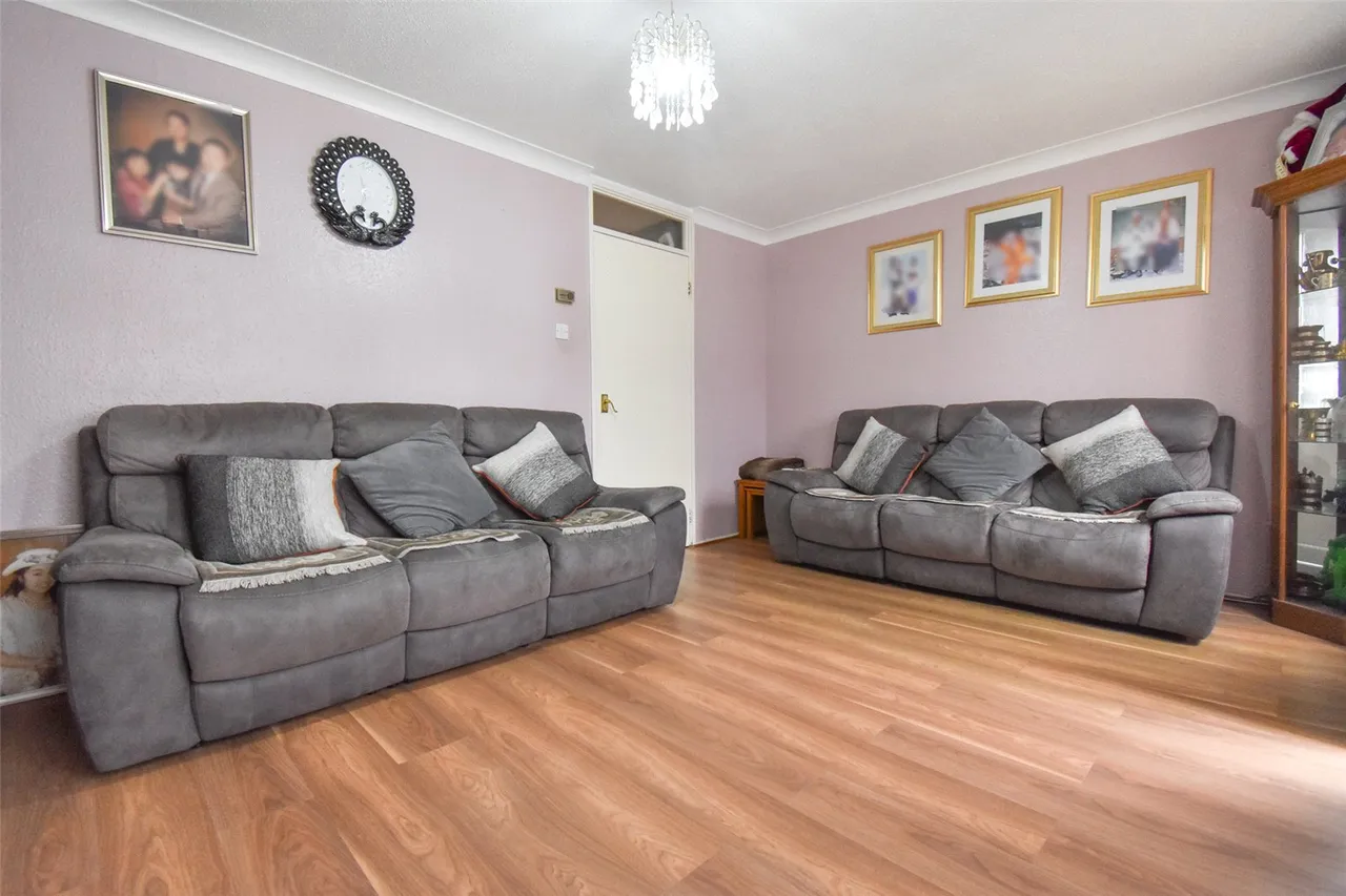 Spurs Court, Aldershot, Hampshire, GU11 1YE, photo 3