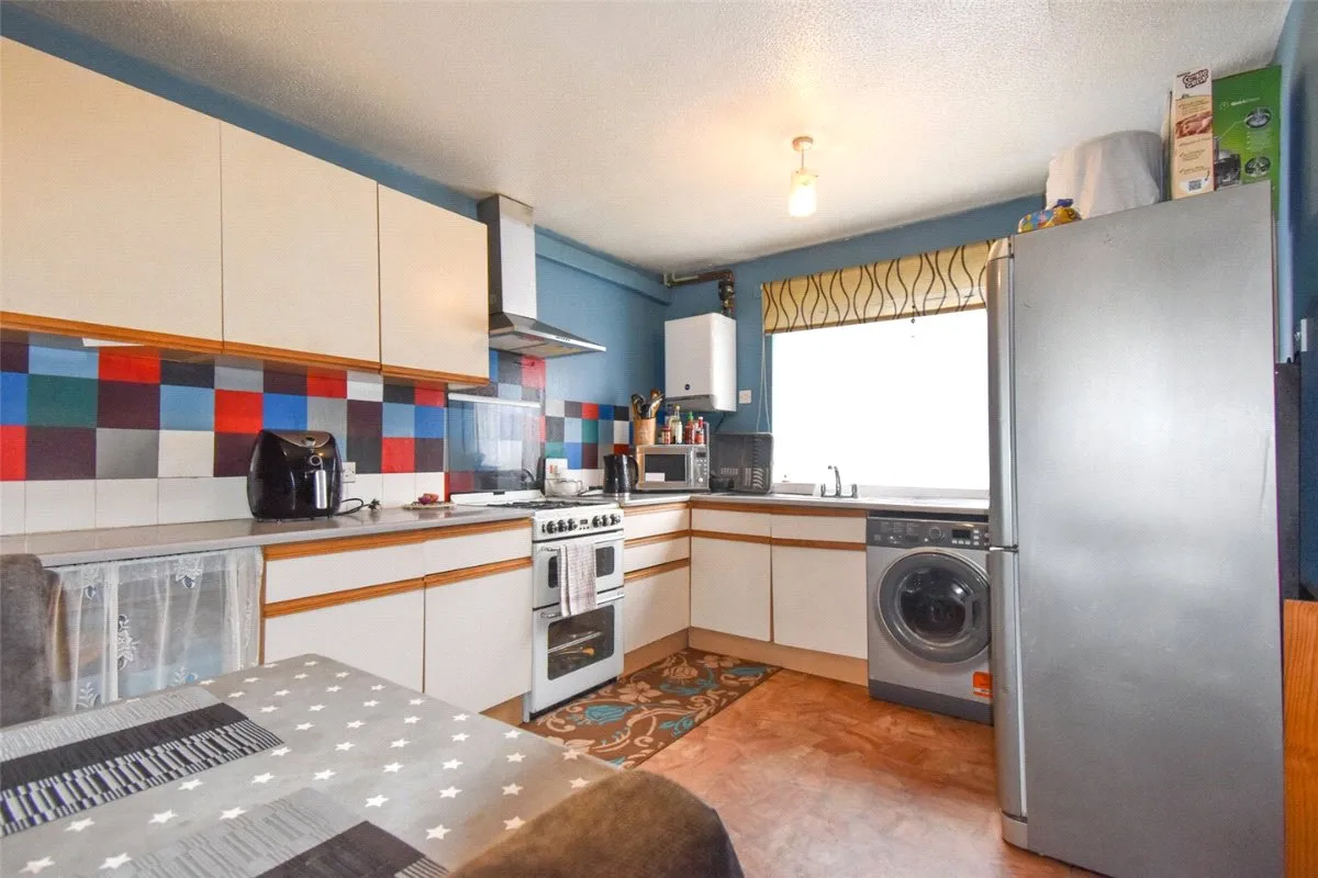 Spurs Court, Aldershot, Hampshire, GU11 1YE, photo 4