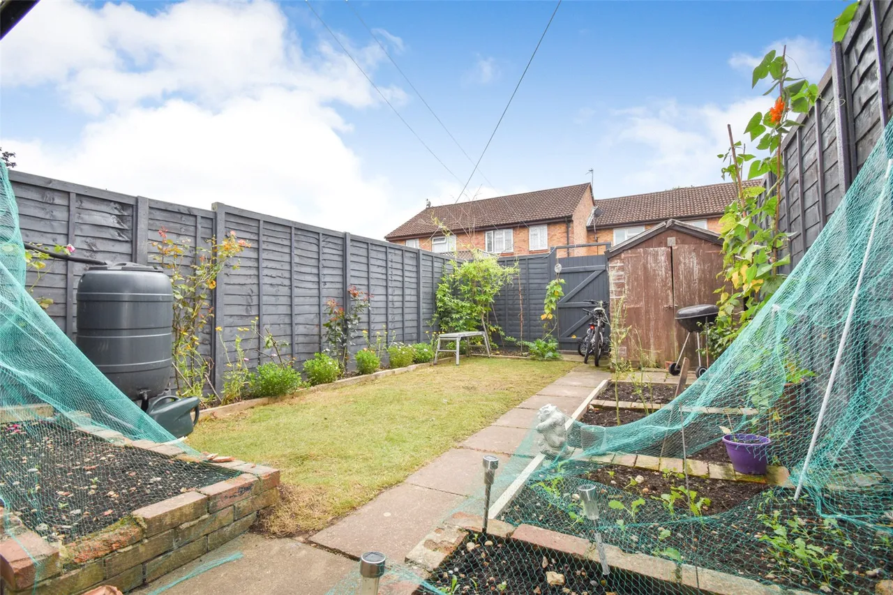 Spurs Court, Aldershot, Hampshire, GU11 1YE, photo 14