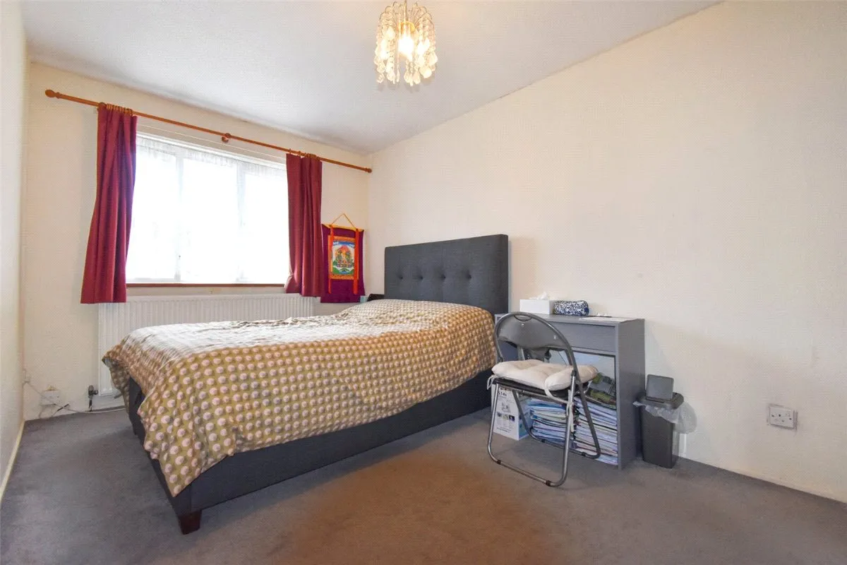 Spurs Court, Aldershot, Hampshire, GU11 1YE, photo 9