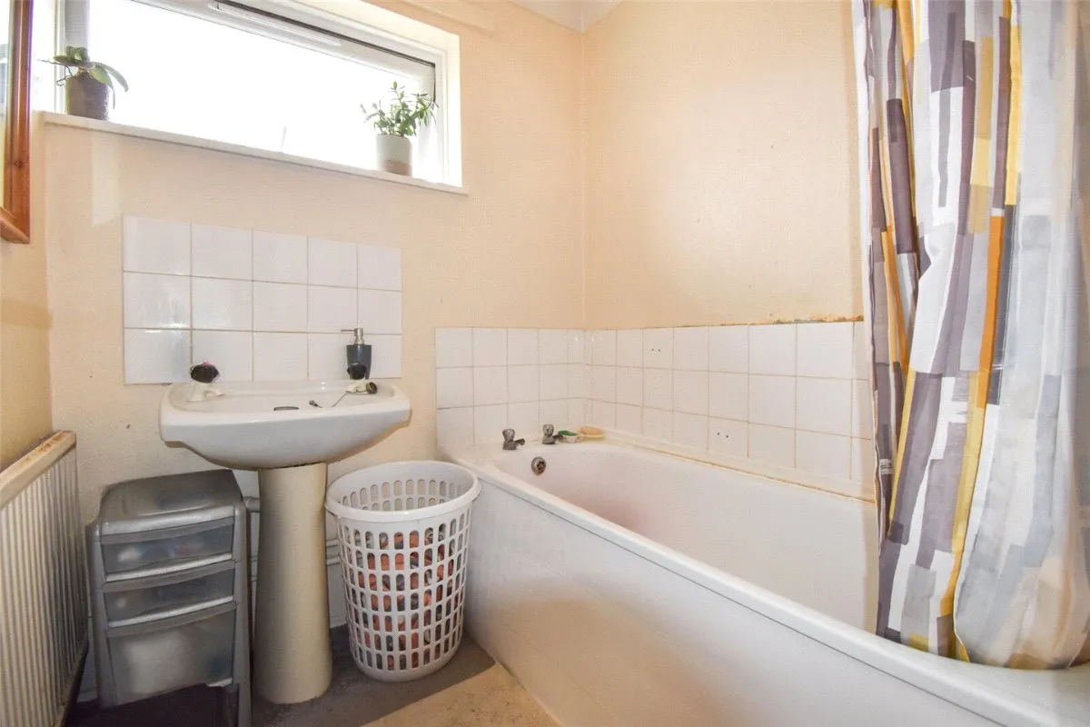 Spurs Court, Aldershot, Hampshire, GU11 1YE, photo 11