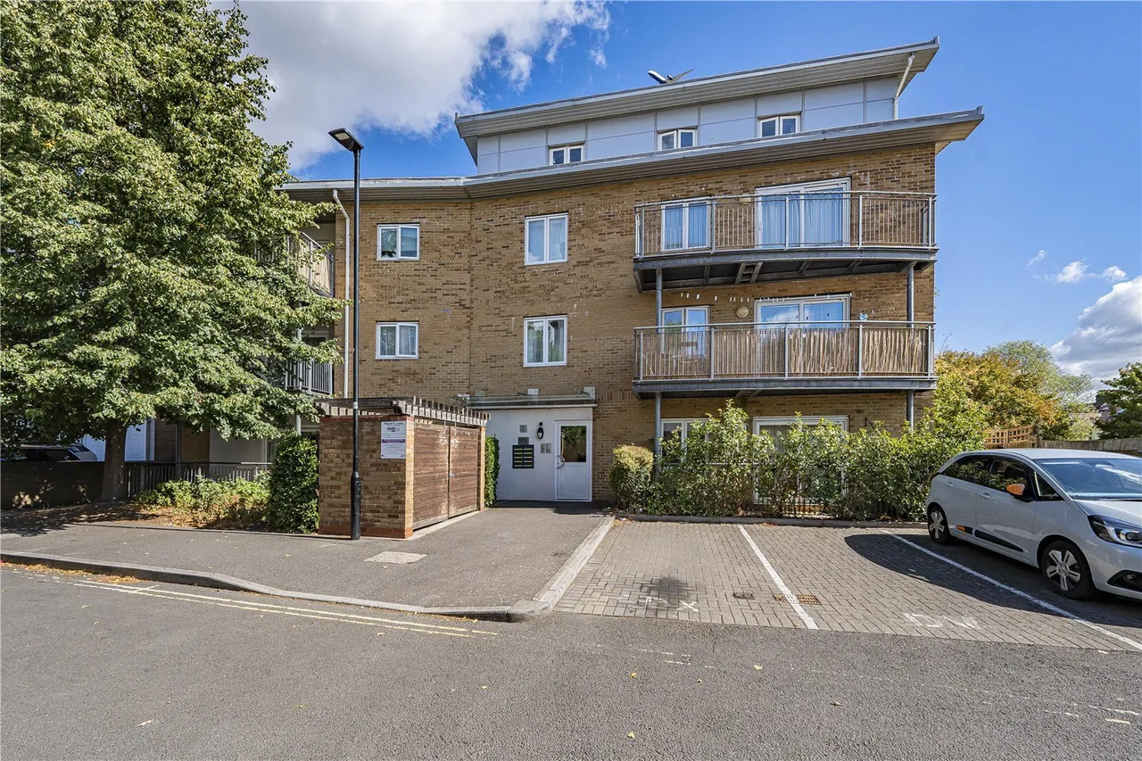 2 bed flat for sale, Primrose Place, Isleworth, TW7