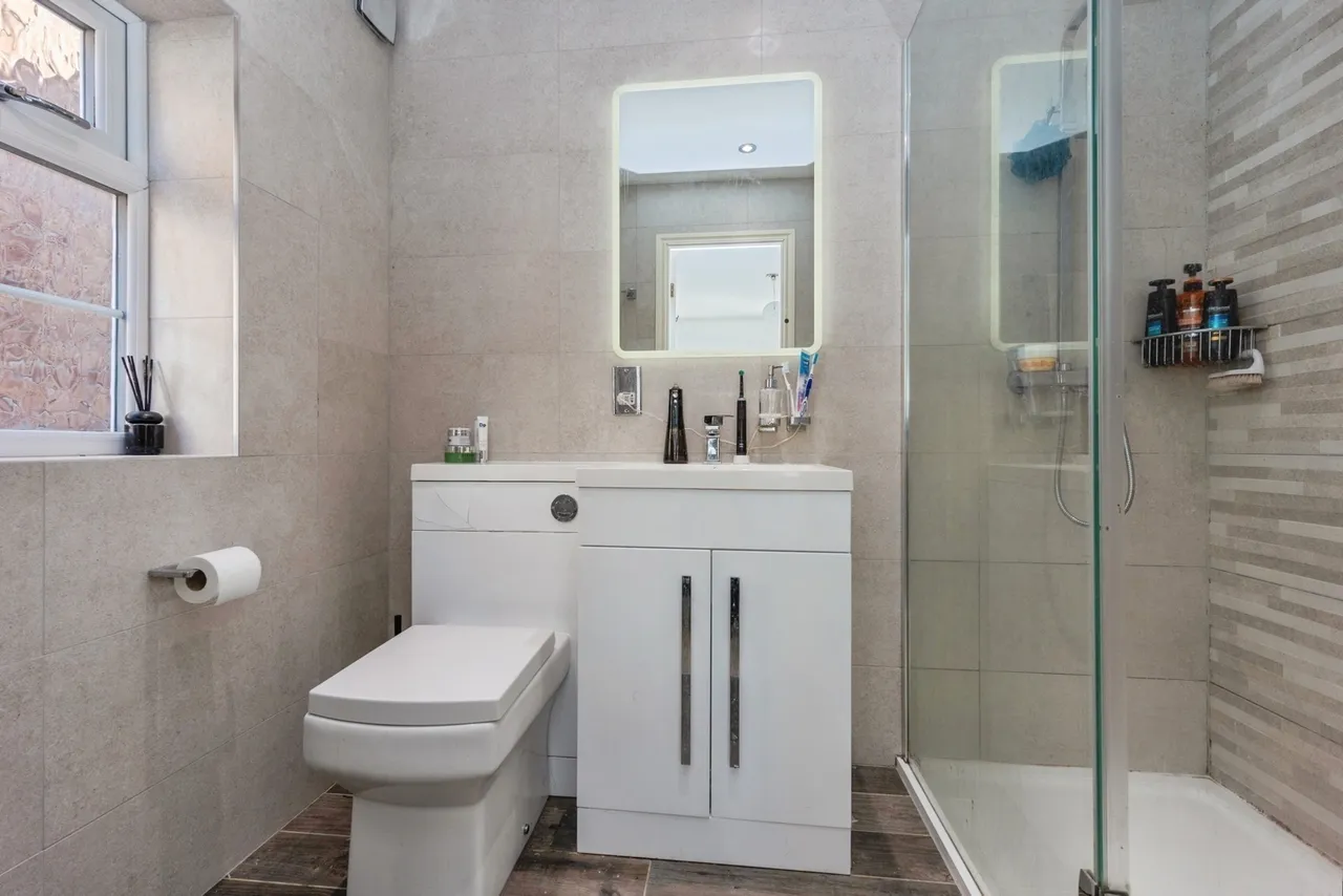Willow Wood Close, ASHTON-UNDER-LYNE, Lancashire, OL6, photo 13