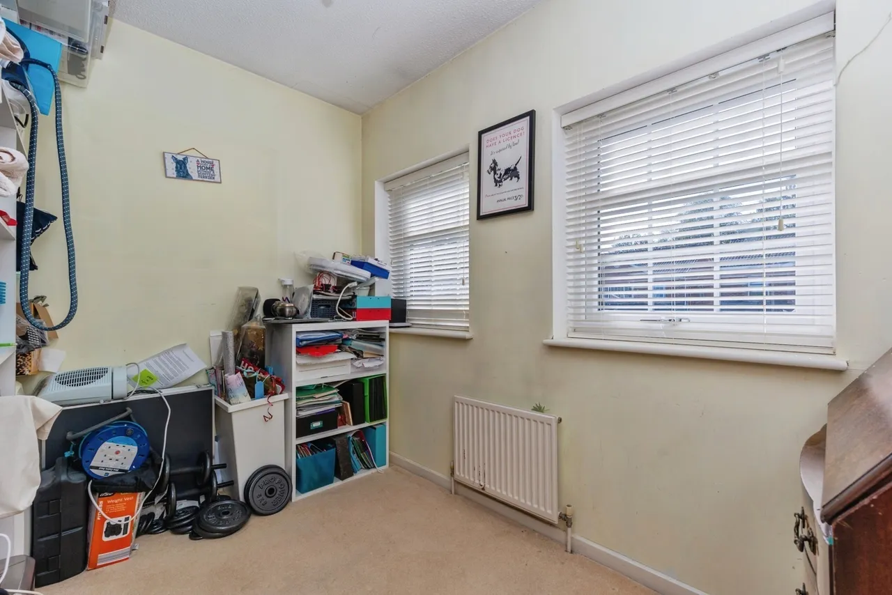Willow Wood Close, ASHTON-UNDER-LYNE, Lancashire, OL6, photo 18