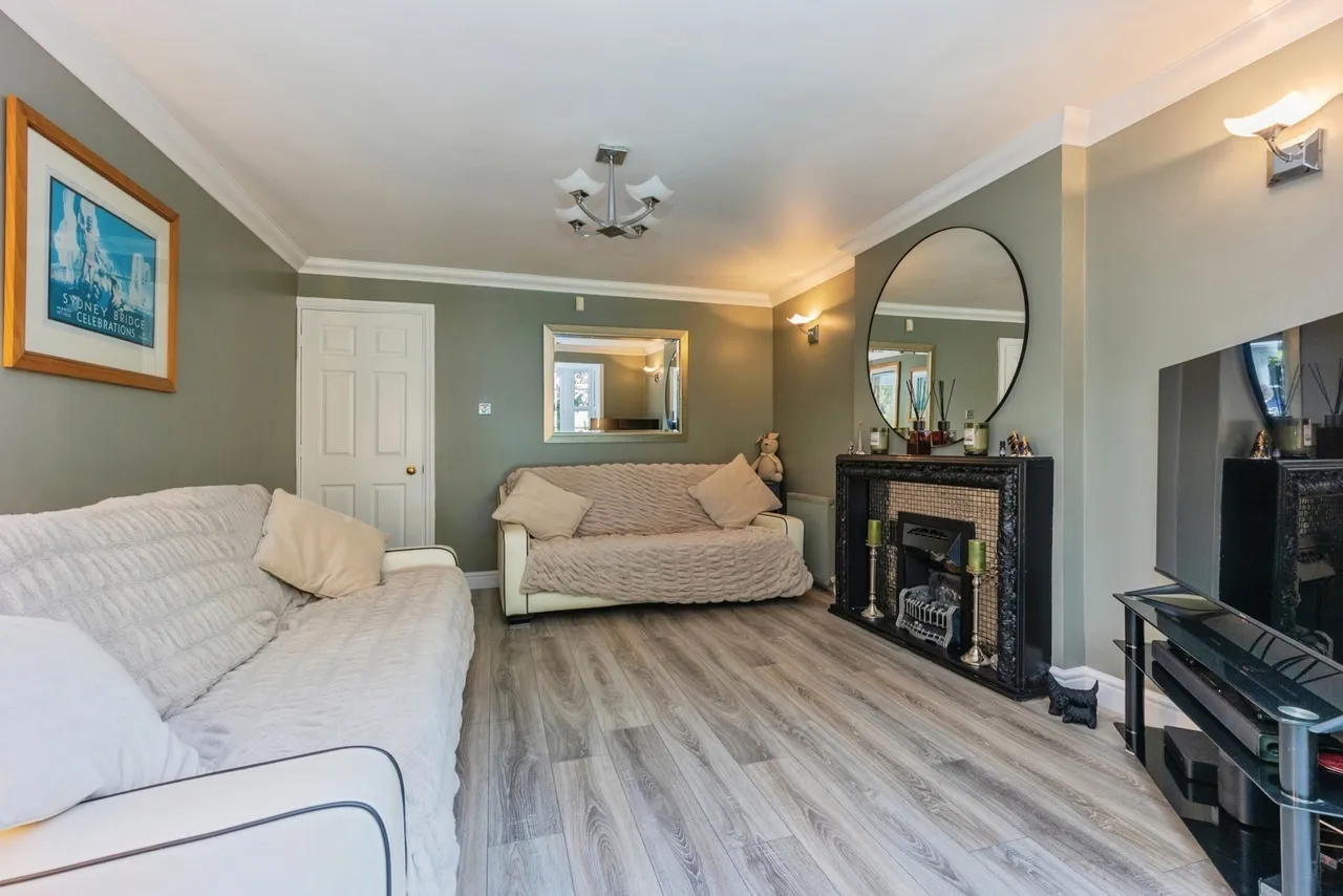 Willow Wood Close, ASHTON-UNDER-LYNE, Lancashire, OL6, photo 6