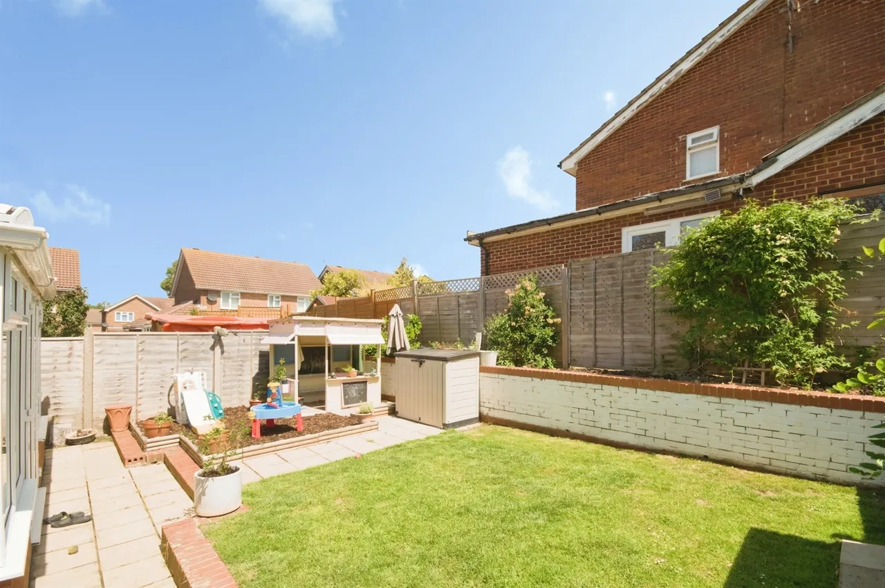 Rydal Way, Eastbourne, BN23, photo 13