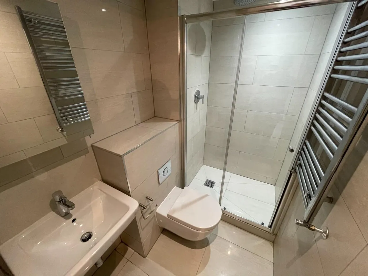 Hale Road, Hale Barns, WA15, photo 9
