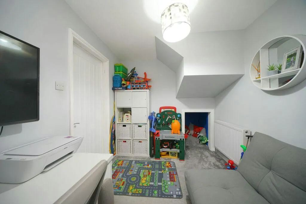 Wood End, Park Street, AL2, photo 16