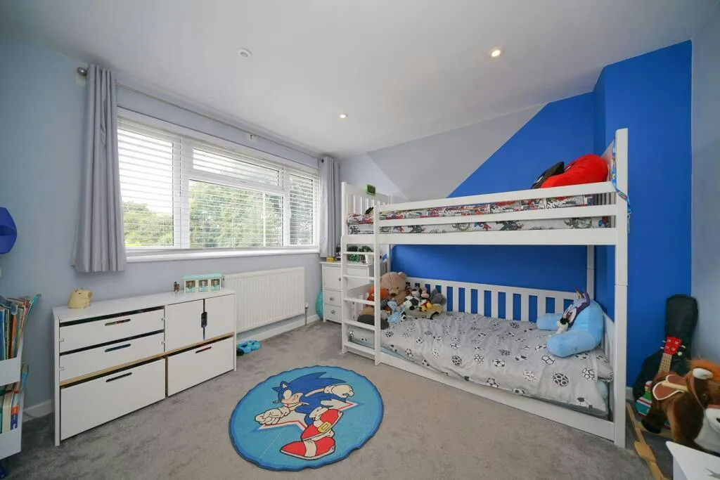 Wood End, Park Street, AL2, photo 13