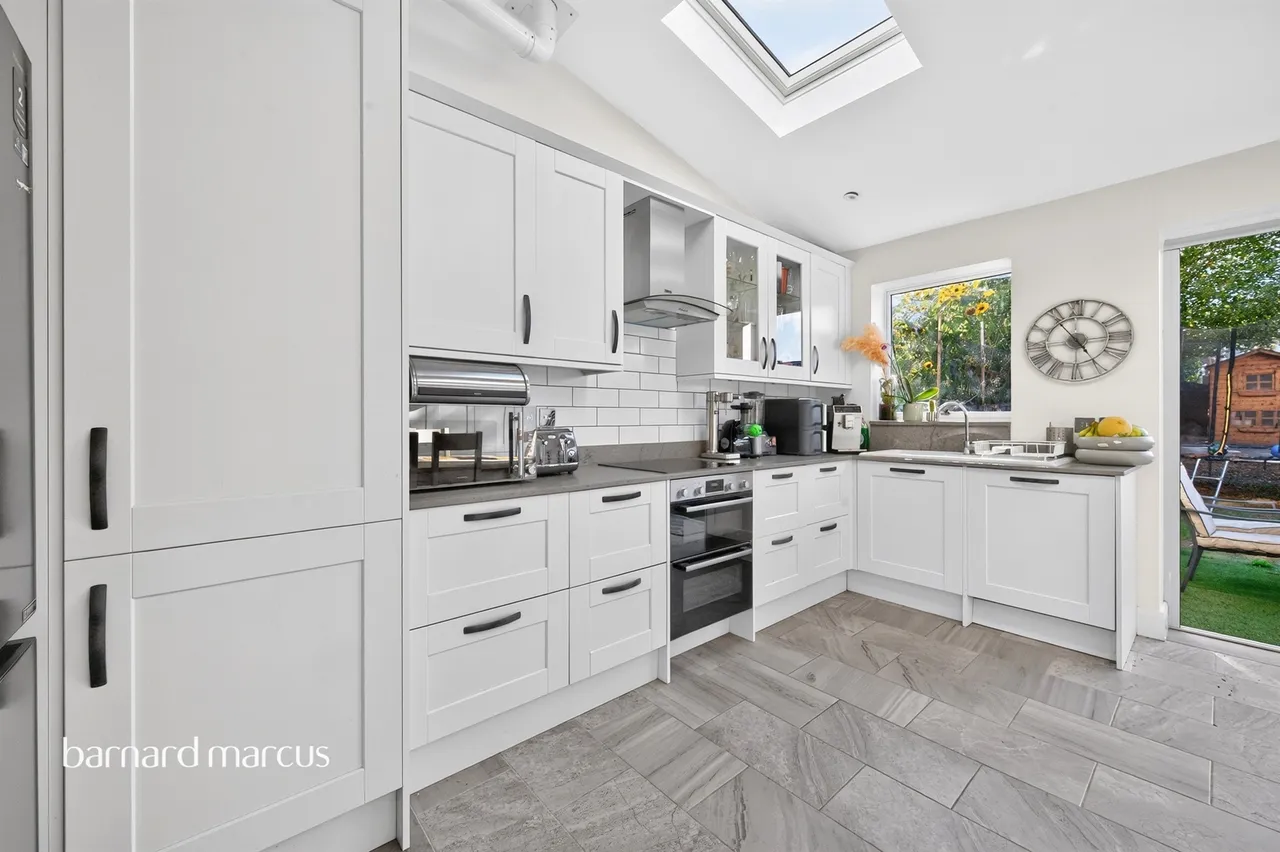 Bridgewood Road, Worcester Park, photo 7