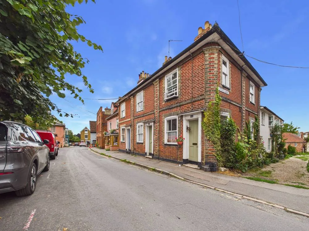 2 bed house for sale, High Street, Wivenhoe, CO7