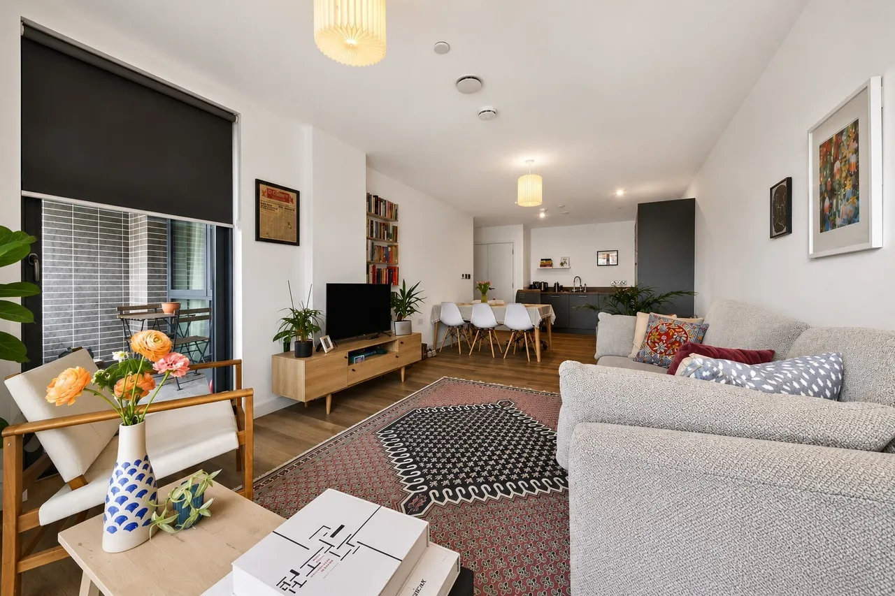 Clapham Road, London, SW9, photo 4