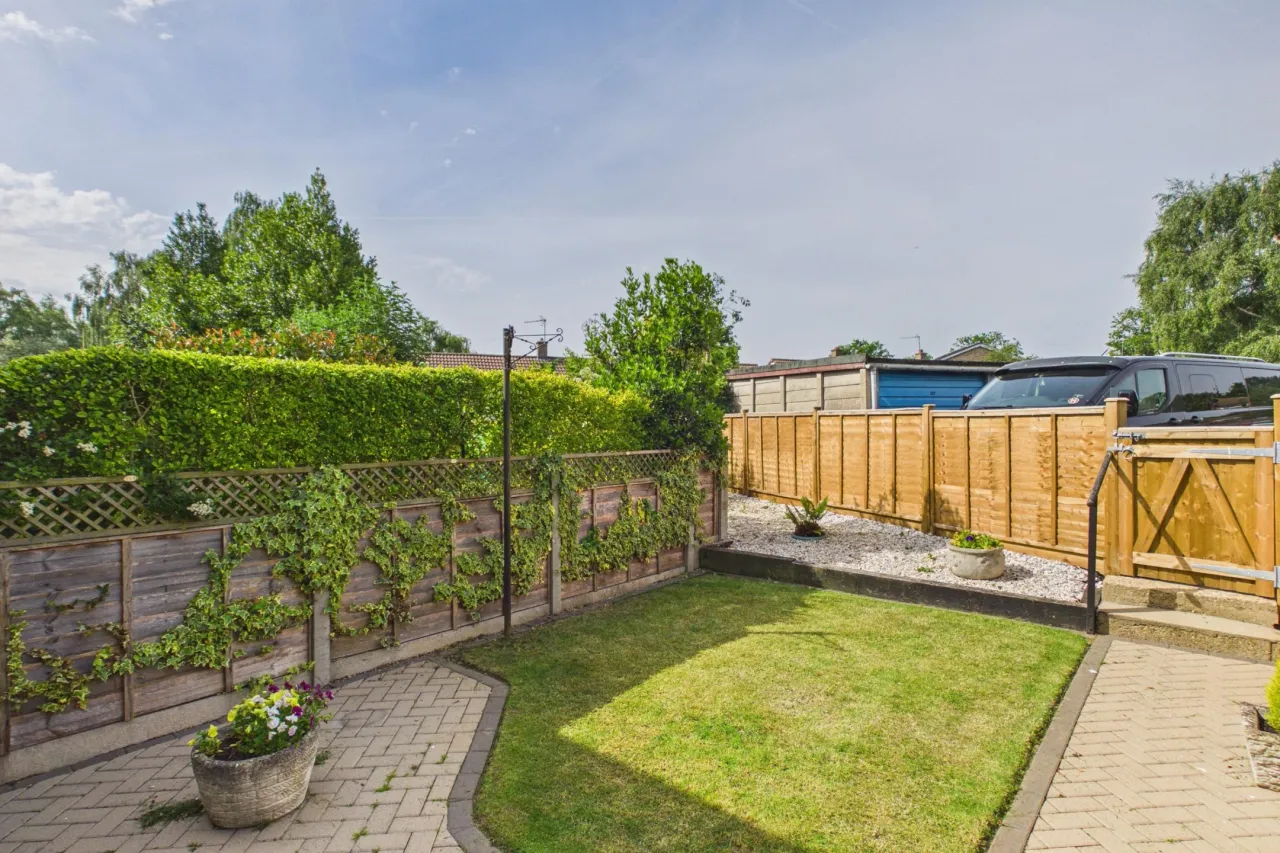 Vicarage Lane, Bovingdon, HP3, photo 11