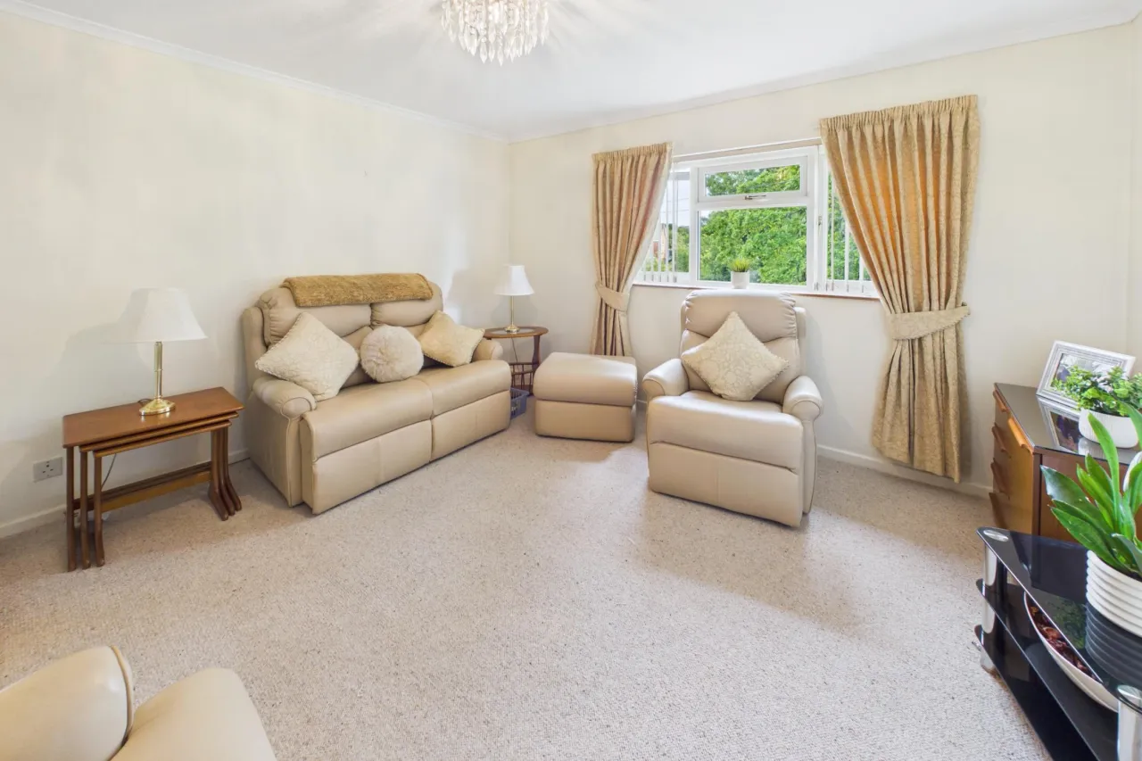 Vicarage Lane, Bovingdon, HP3, photo 13