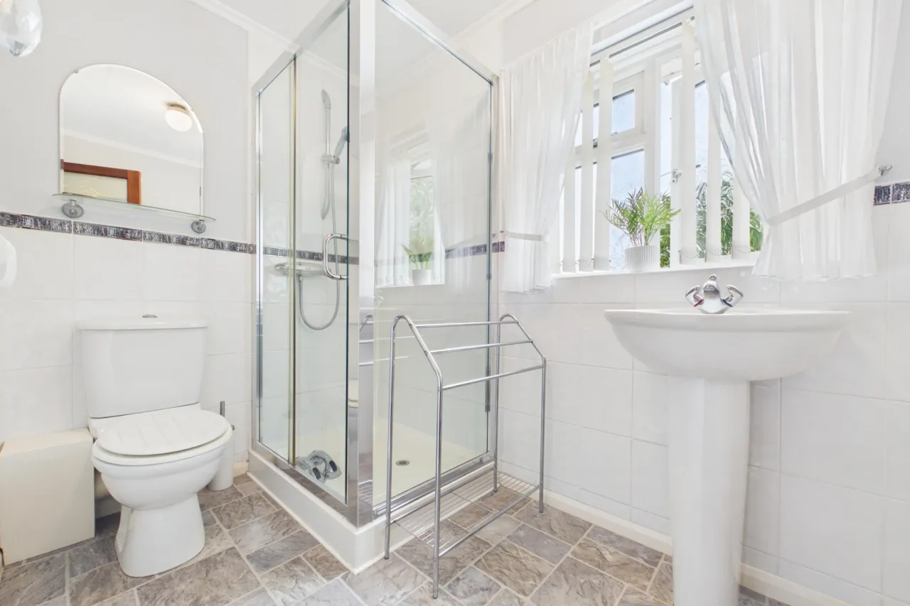 Vicarage Lane, Bovingdon, HP3, photo 9