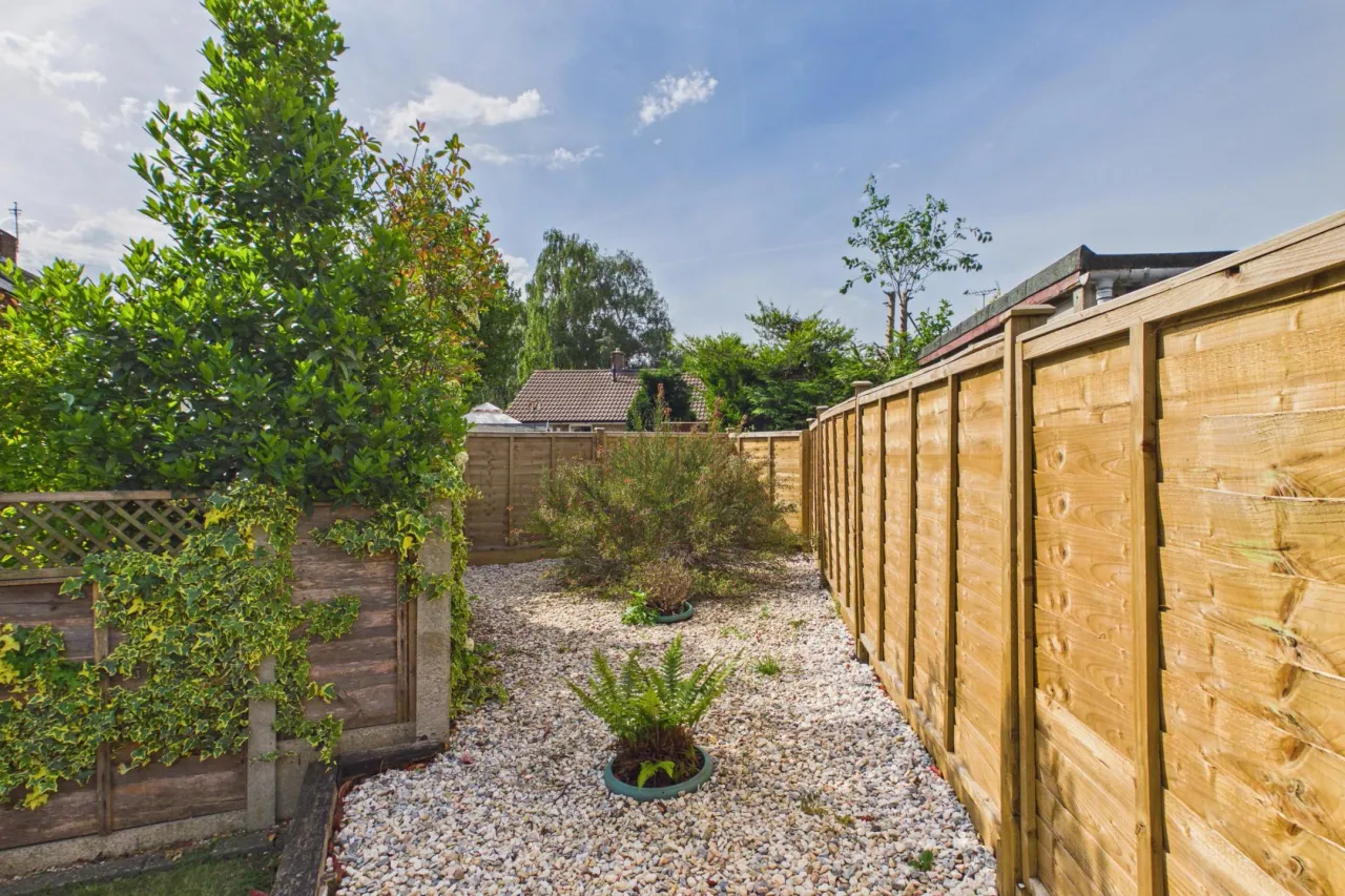 Vicarage Lane, Bovingdon, HP3, photo 12