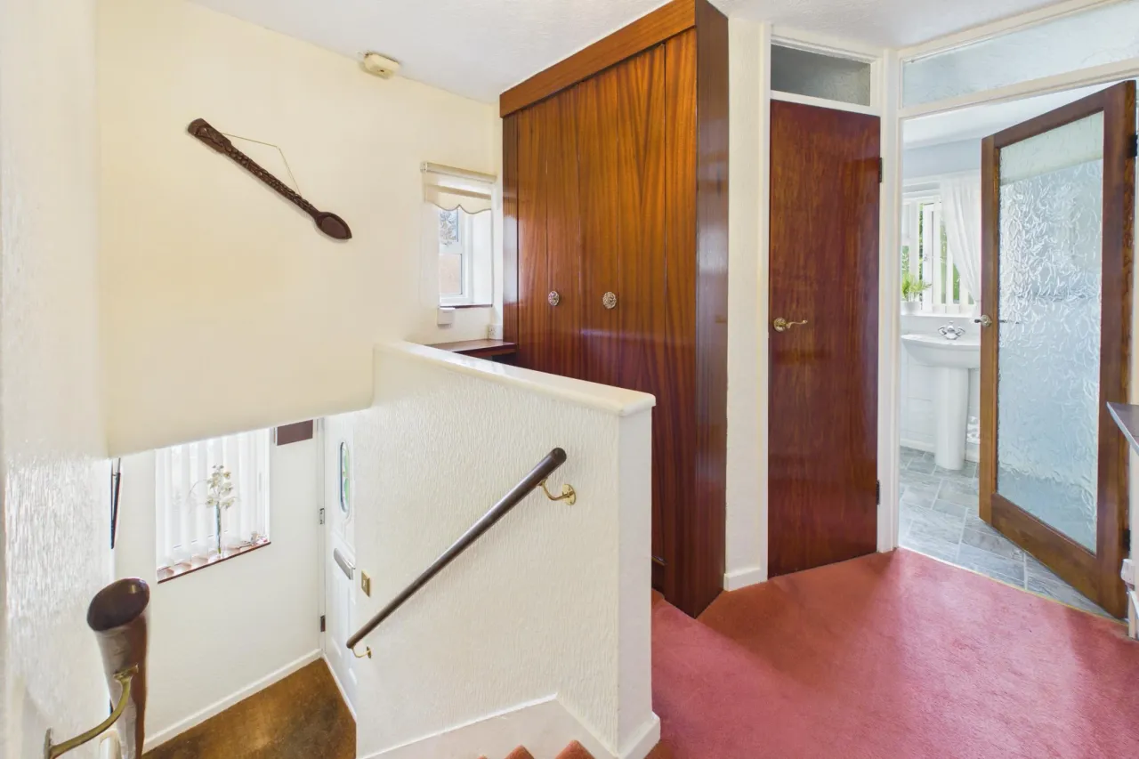 Vicarage Lane, Bovingdon, HP3, photo 5