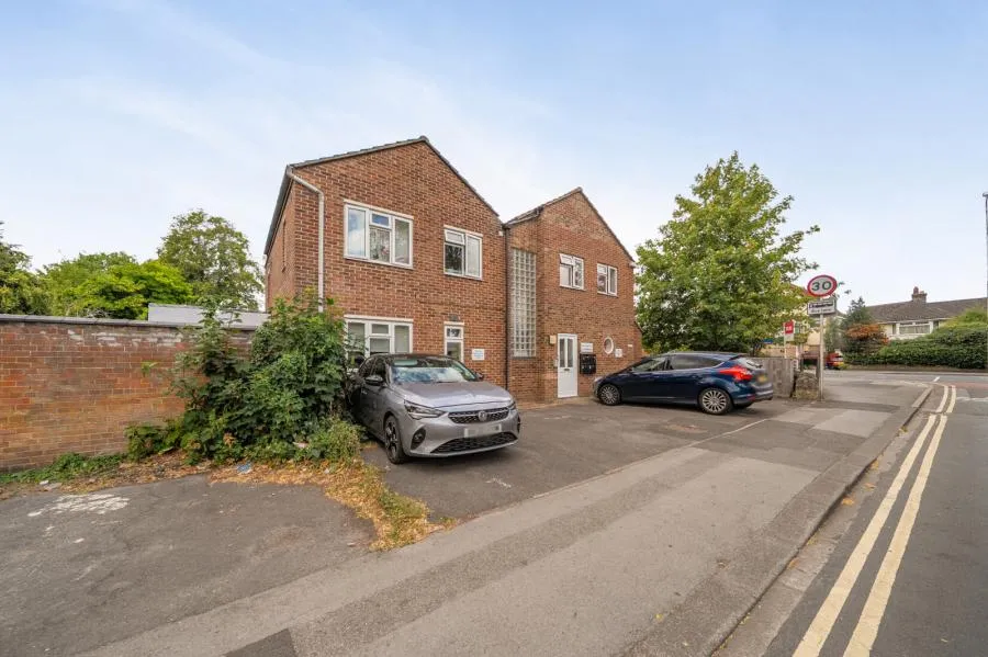 1 bed flat for sale, London Road, Headington, OX3